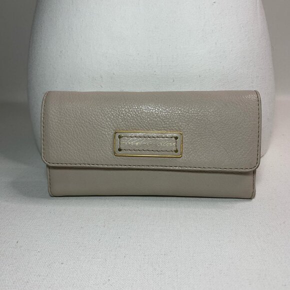 This **Marc by Marc Jacobs** - Picture 1 of 7